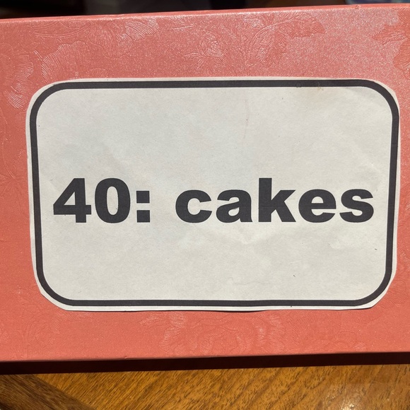 Rhinestone cake topper - 40 & fabulous - gold and silver - Like New in box - Picture 2 of 4